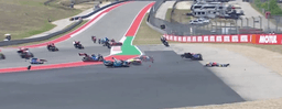 Видео массовой аварии в Moto2 на гран-при США со всех ракурсов