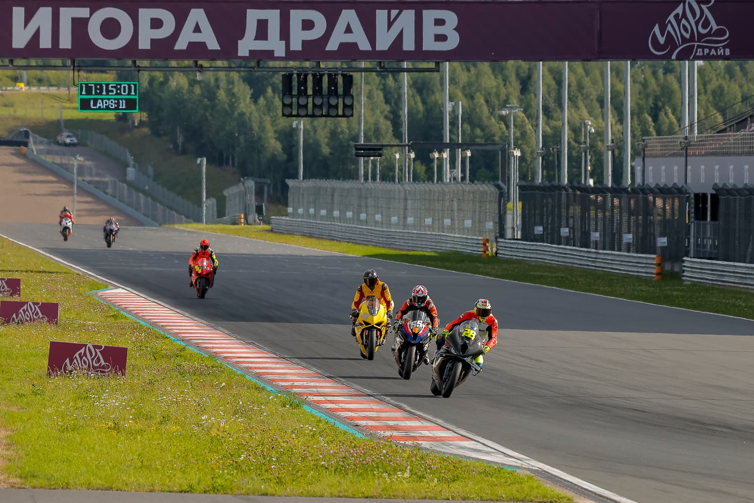 013_STK1000 RLS Spb IGORA 02.08.2026_M3A8912.jpg